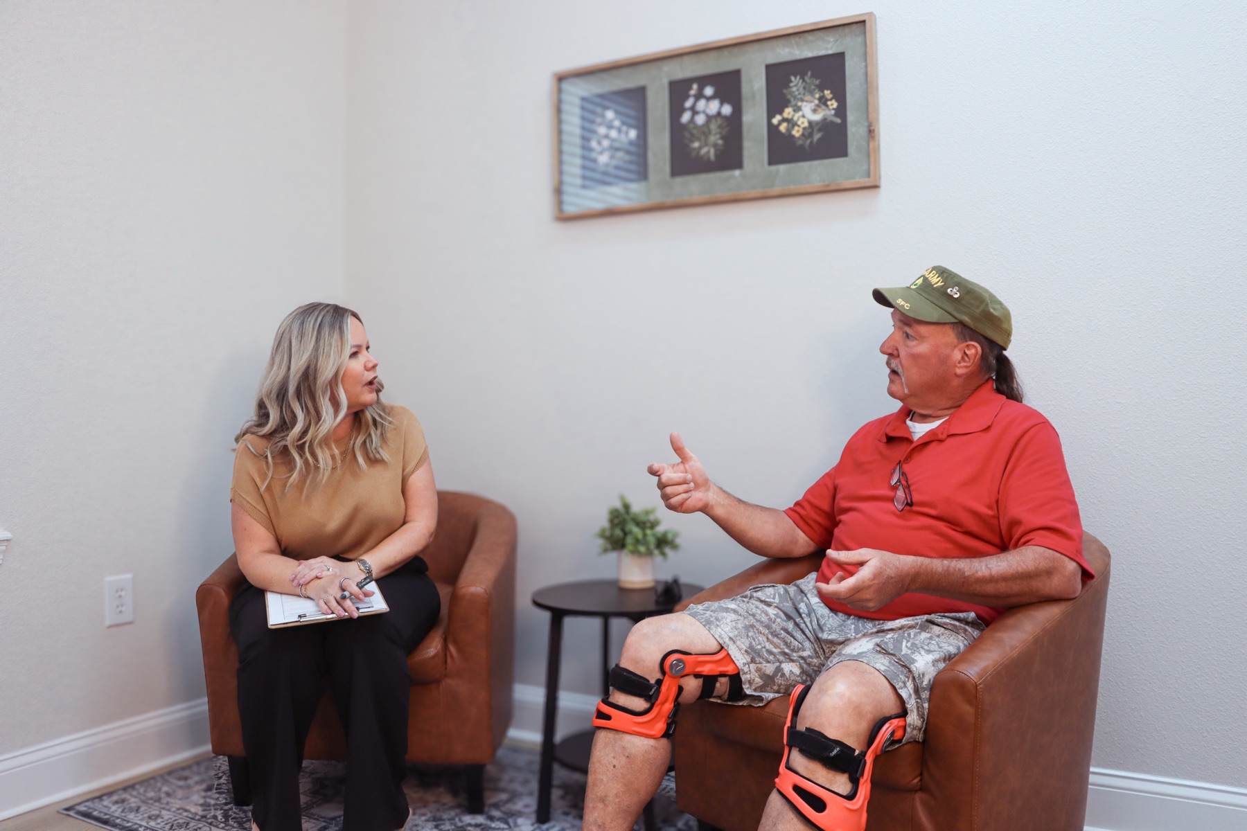 Nikki McWaters speaking with a patient at Lyndsay Health